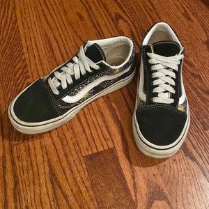 Spooky spiderweb Vans kids size 4.5